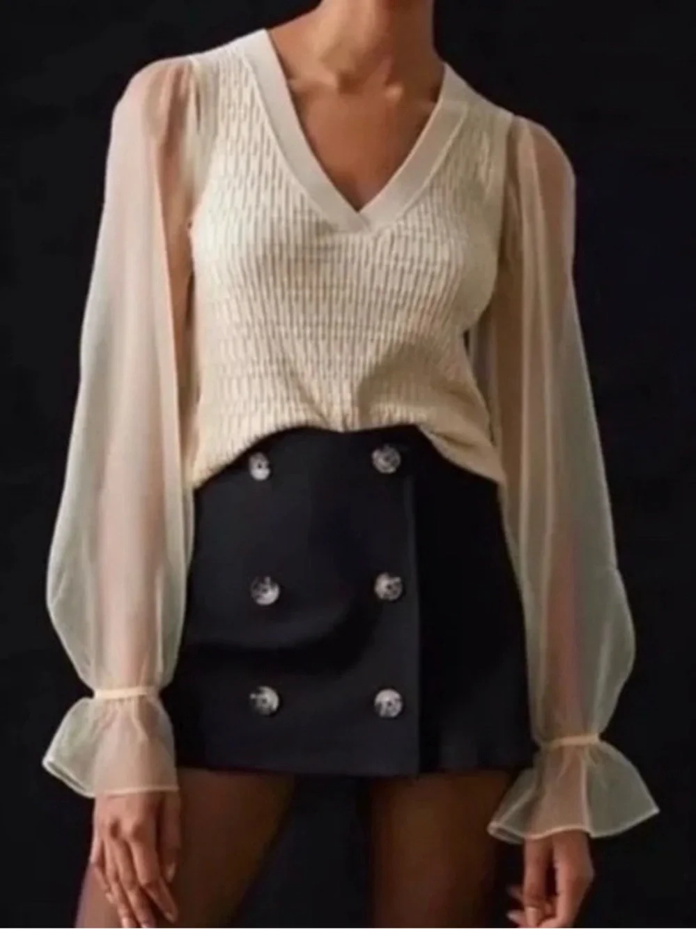 Anthropologie Cream Knit V‑Neck Top with Sheer Puff Sleeves XS